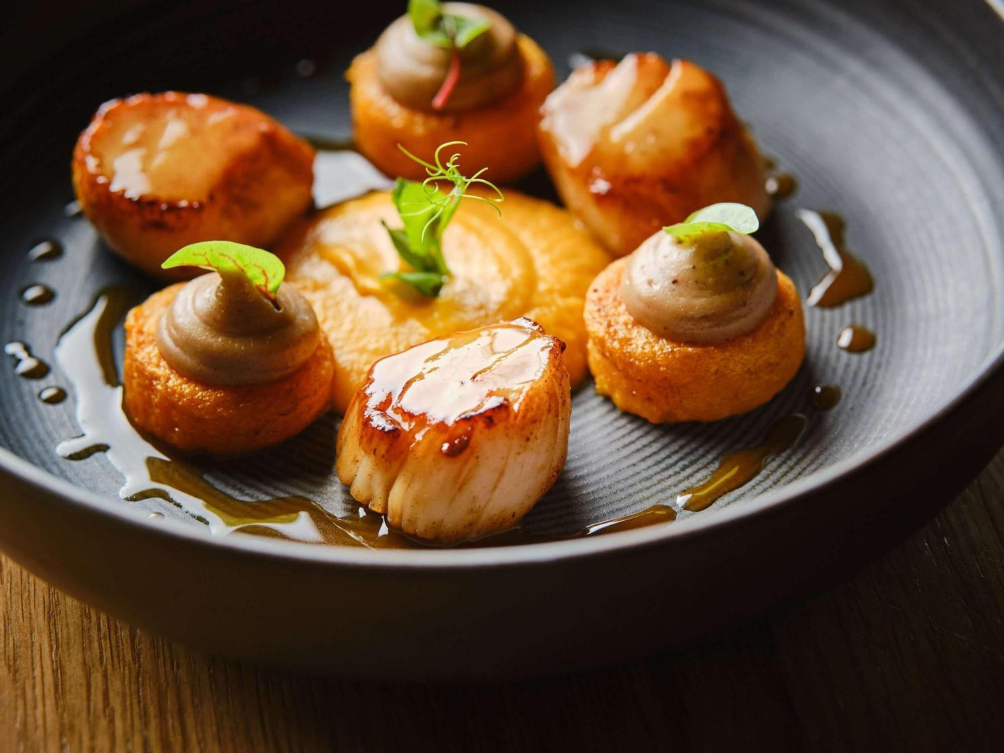 Отель Sofitel Lyon Bellecour Экстерьер фото Scallops